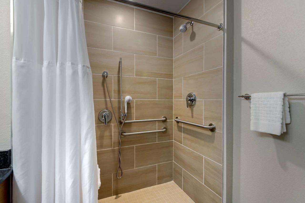 Best Western Plus Rumford Falls Exterior photo