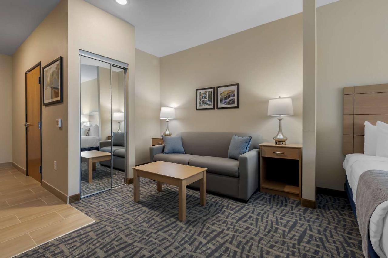 Best Western Plus Rumford Falls Exterior photo